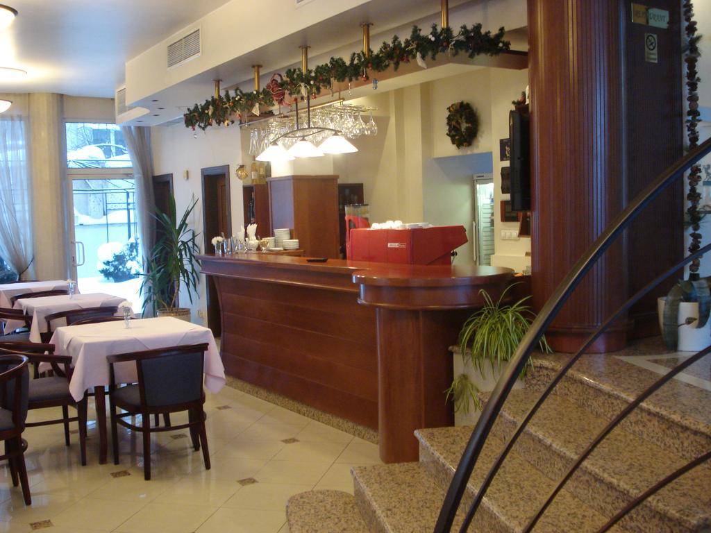 Kapri Hotel Sofia Exterior foto